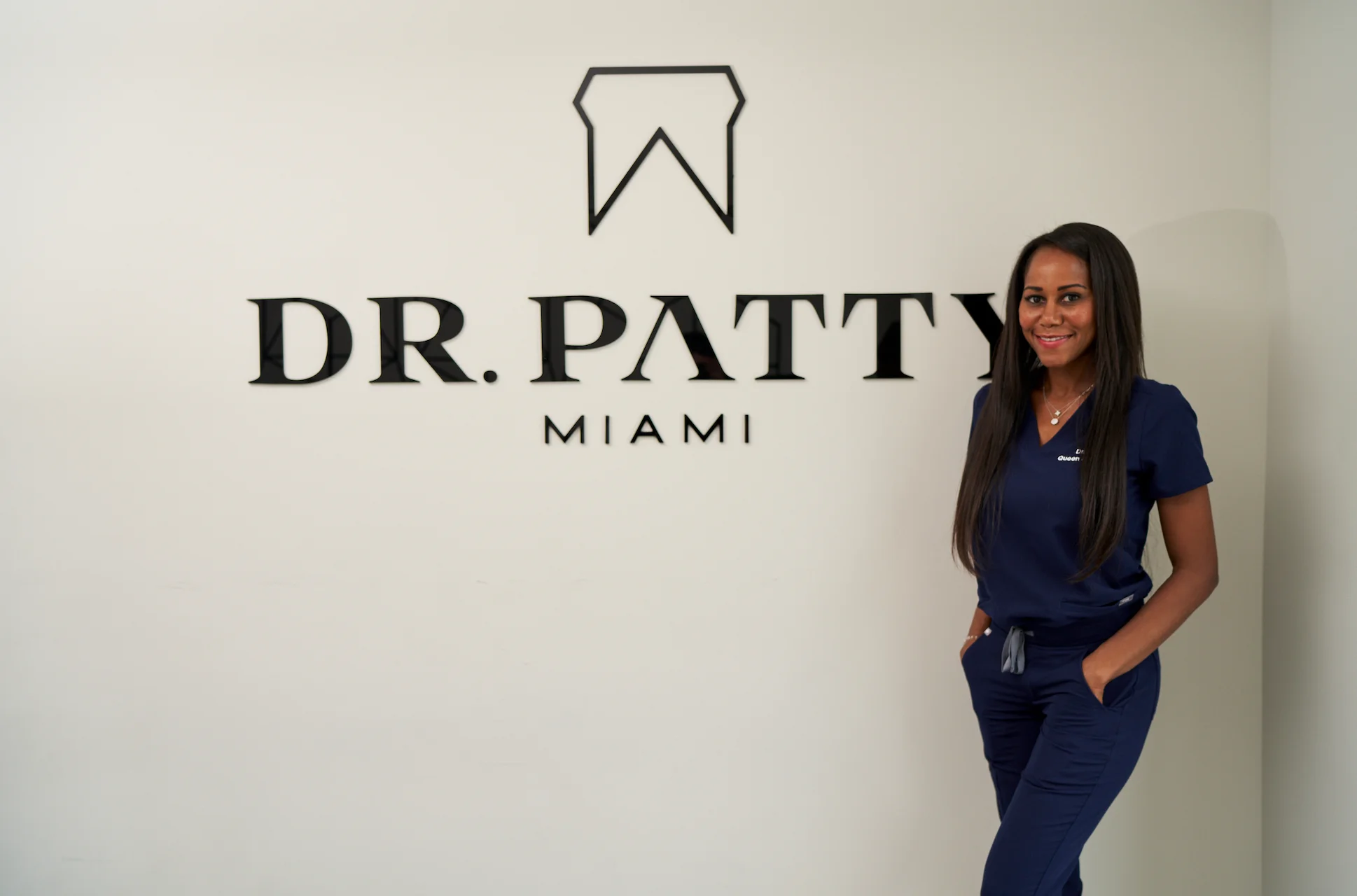 Miami Cosmetic Dentist Invites You to Discover the Revolution in Dental Implants: All-on-4®