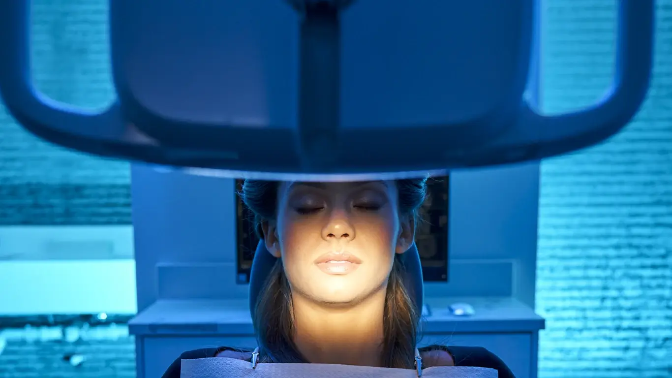 Wisdom Teeth Extraction in Miami, FL | Call (786) 841-8482